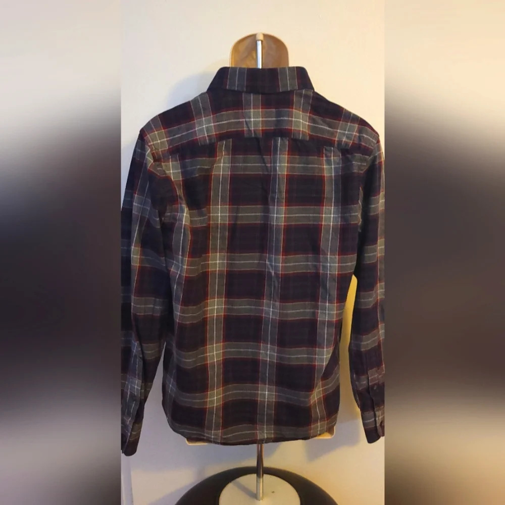 UNTUCKit Alentejo Button Down Shirt Men’s Large Slim Fit Maroon and Navy Plaid - Picture 6 of 12